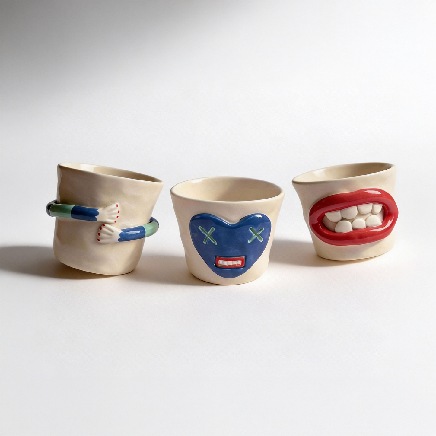 huglovekiss x King Naked Handmade Hug Bardak